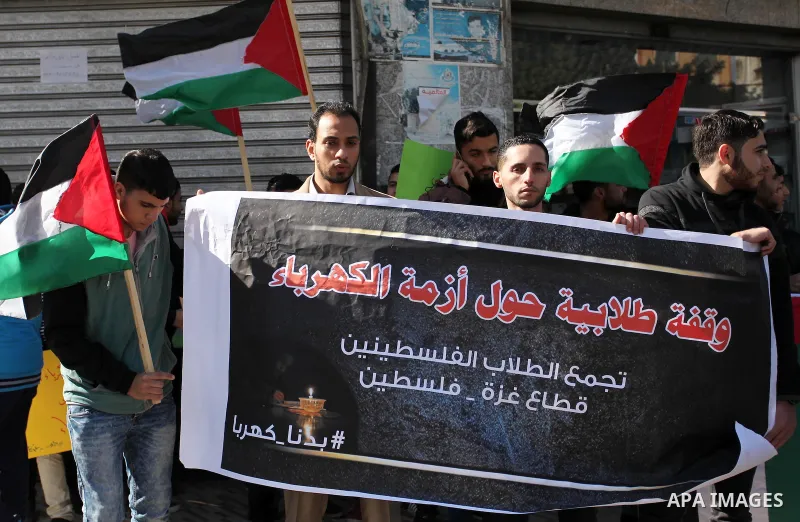 Palestinians take part in a demonstration against the ongoing electricity shortages in Gaza city on January 15, 2017. Power shortages in the Palestinian enclave have occurred repeatedly in recent weeks, with homes in Gaz...