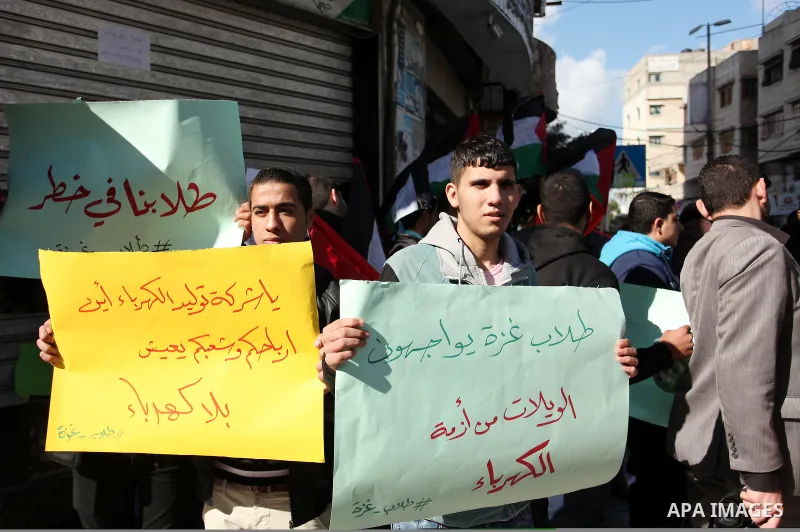 Palestinians take part in a demonstration against the ongoing electricity shortages in Gaza city on January 15, 2017. Power shortages in the Palestinian enclave have occurred repeatedly in recent weeks, with homes in Gaz...