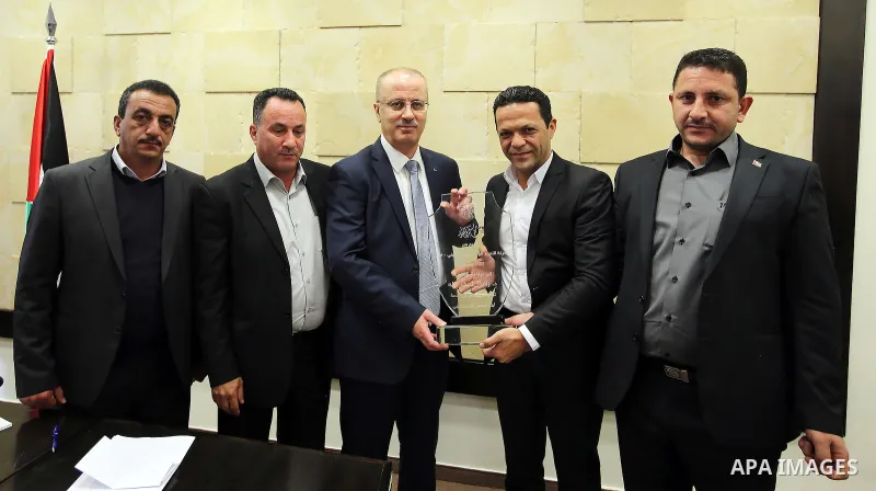Palestinian Prime Minister Rami Hamdallah meets with Fatah members in the region of Bethlehem, in the West bank of Ramallah, on January 22, 2017. Photo by Prime Minister Office