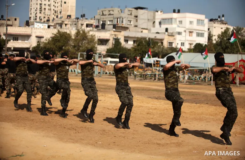 Members of Palestinian National Security Forces loyal to Hamas demonstrate their skills during a military graduation ceremony, in Gaza City January 22, 2017. Photo by Ashraf Amra