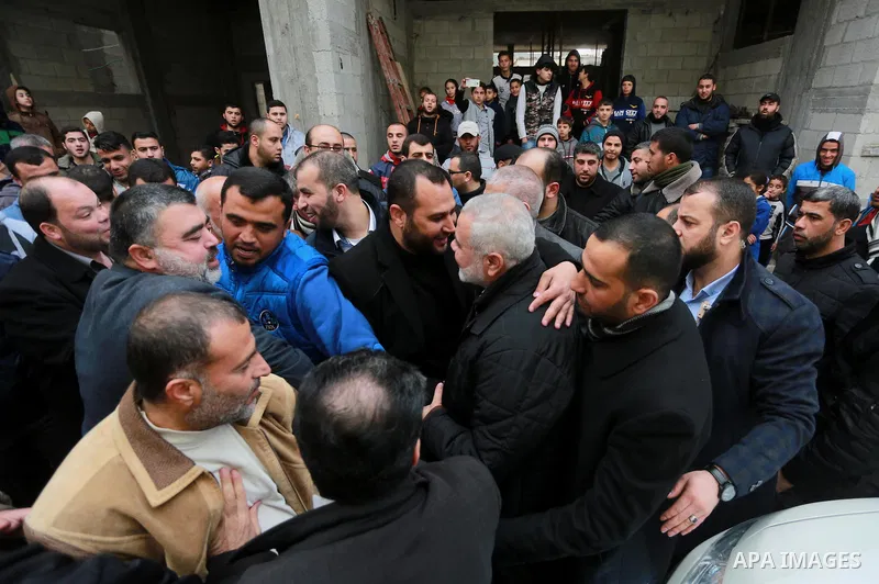 Hamas leader Ismail Haniya is greeted by supporters upon his return to Gaza City after performing the Hajj pilgrimage, at al-Shati refugee camp in Gaza City on January 27, 2017. Photo by Mohammed Asad