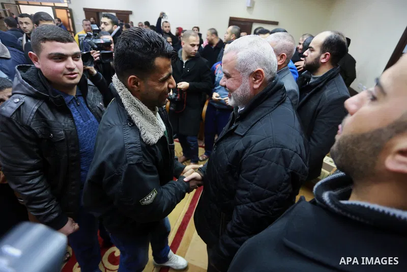 Hamas leader Ismail Haniya is greeted by supporters upon his return to Gaza City after performing the Hajj pilgrimage, at al-Shati refugee camp in Gaza City on January 27, 2017. Photo by Mohammed Asad