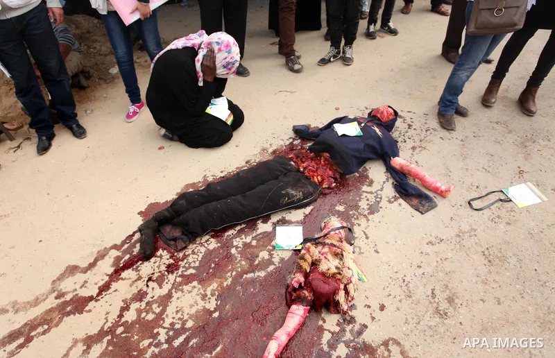 Palestinian rescue workers take part in an emergency simulation exercise, organized by the Palestinian Ministry of Health and Médecins du Monde France (Doctors of the World), in Rafah in the southern of Gaza Strip, on Fe...