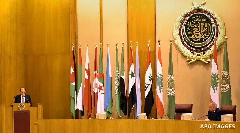 Arab League Secretary General Ahmed Abul-Gheit (R) and Lebanese President Michel Aoun sit at an Arab League meeting in Cairo on February 14, 2017. Photo by Stringer