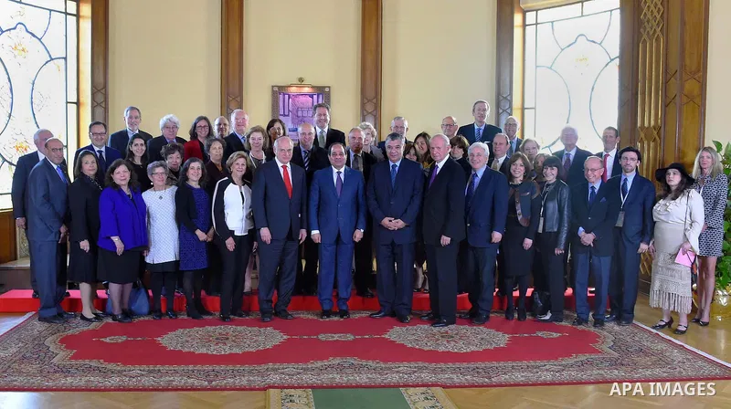 Egyptian President Abdel Fattah al-Sisi meets with American Jewish Committee delegations during their meeting at the al Ittihadiyah Palace in Cairo, Egypt on February 19, 2017. Photo by Egyptian President Office