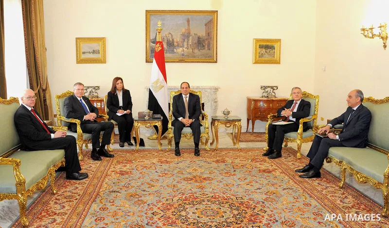 Egyptian President Abdel Fattah al-Sisi meets with Vice-President of the German Parliament، Johannes Zinghammer, in Cairo, Egypt, on February 20, 2017. Photo by Egyptian President Office