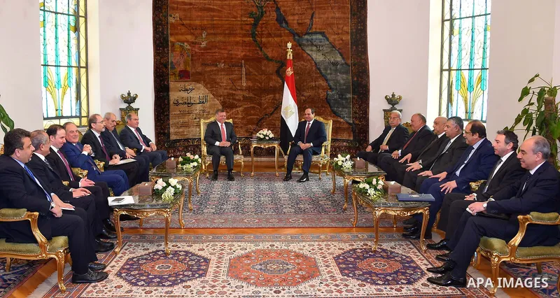 Egyptian President Abdel Fattah al-Sisi meets with Jordan's King Abdullah II in Cairo, Egypt, on February 21, 2017. Photo by Egyptian President Office