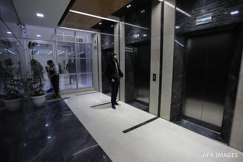 Palestinians shop in a new indoor shopping mall in the Gaza Strip, on February 23, 2017. In a welcome sign of normalcy, the first-of-its-kind indoor shopping mall -- complete with an international retail chain, three-sto...