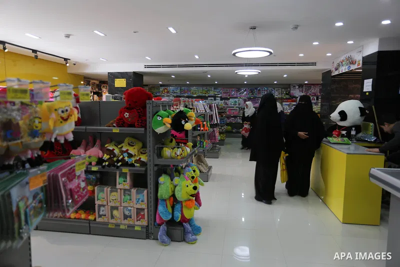 Palestinians shop in a new indoor shopping mall in the Gaza Strip, on February 23, 2017. In a welcome sign of normalcy, the first-of-its-kind indoor shopping mall -- complete with an international retail chain, three-sto...