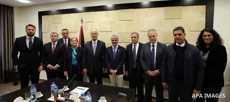 Palestinian Prime Minister, Rami Hamdallah, meets with Brazilian ambassador of Palestine, Francisco Mauro Åland Brasil, in the West Bank city of Ramallah, on February 23, 2017. Photo by Prime Minister Office