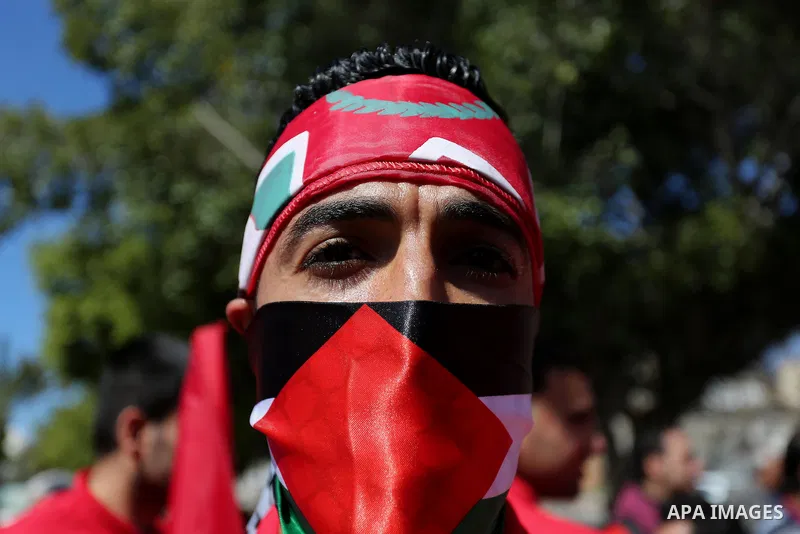 Palestinian supporters of the Democratic Front for the Liberation of Palestine (DFLP) take part in a rally marking the 48th anniversary of DFLP foundation in Gaza city on March 04, 2017. Photo by Ashraf Amra