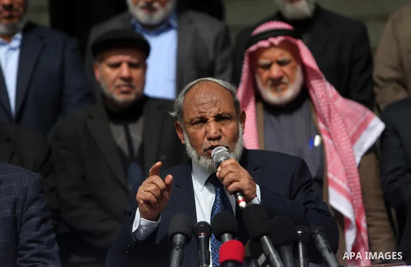 Senior Hamas leader Mahmoud al-Zahar, speaks during a protest against arrest oh the Parliament deputy of Hamas, Samira Halaika, in Gaza city, on March 12, 2017. Photo by Ashraf Amra