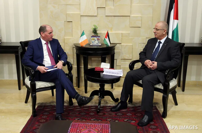 Palestinian Prime Minister Rami Hamdallah meets with Irish Minister of State at the Department of Defence, Paul Kehoe, in the West Bank city of Ramallah on March 20, 2017. Photo by Prime Minister Office