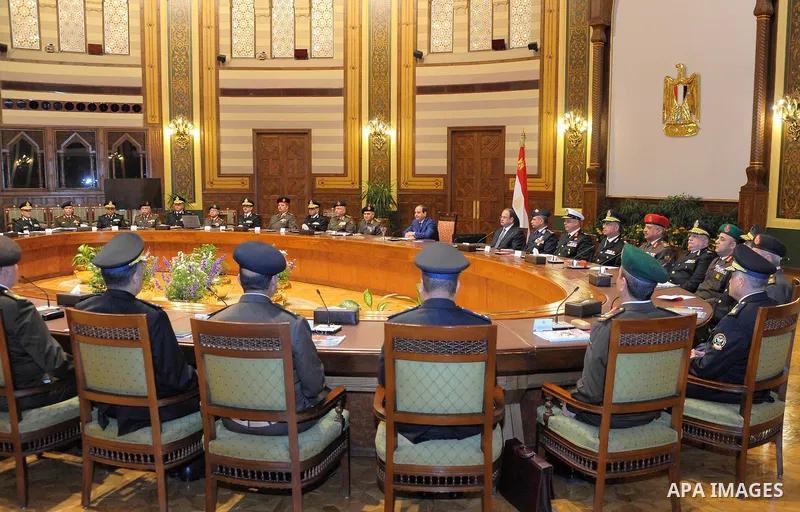 Egyptian President Abdel Fattah al-Sisi meets with members of the armed forces, in Cairo, Egypt, on March 25, 2017. Photo by Egyptian President Office