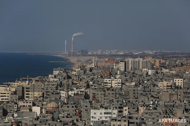 A picture taken on March 26, 2017 shows Gaza city after the Islamist movement shut Erez border crossing and all borders, including its western sea border after blaming the Jewish state for the assassination of one of its...