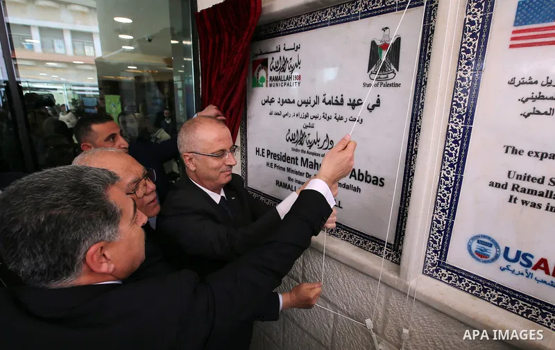 Palestinian Prime Minister Rami Hamdallah opens the Municipal Theater in Ramallah city Municipality, in the West Bank city of Ramallah, on March 27, 2017. Photo by Prime Minister Office