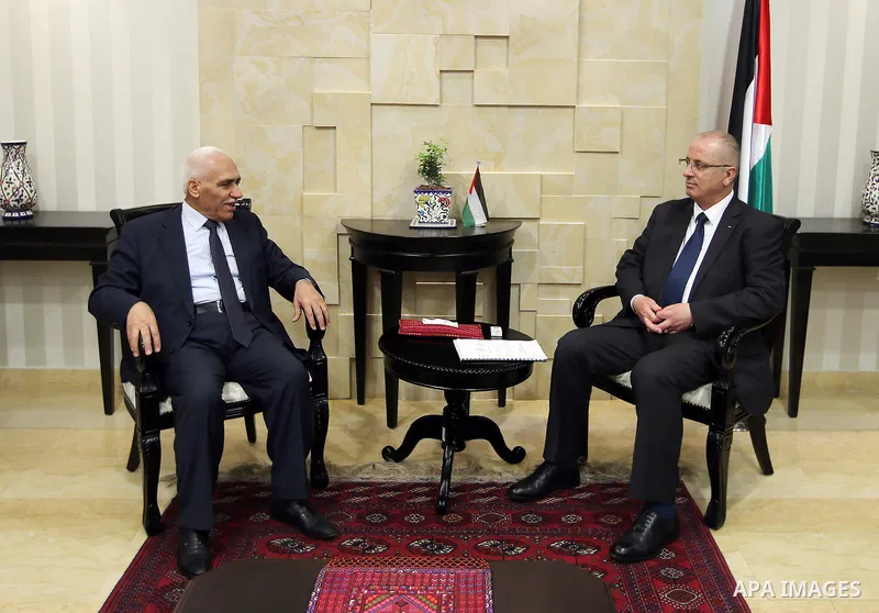 Palestinian Prime Minister Rami Hamdallah receives investigation report about the events that took place in front of the "court complex" in Al-Bireh and Bethlehem, in the West Bank city of Ramallah, on March 27, 2017. Ph...