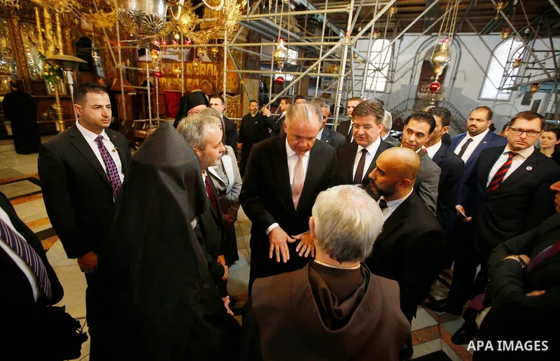 Slovakia's President Andrej Kiska visits the Church of the Nativity in the West Bank city of Bethlehem, March 28, 2017. Photo by Wisam Hashlamoun