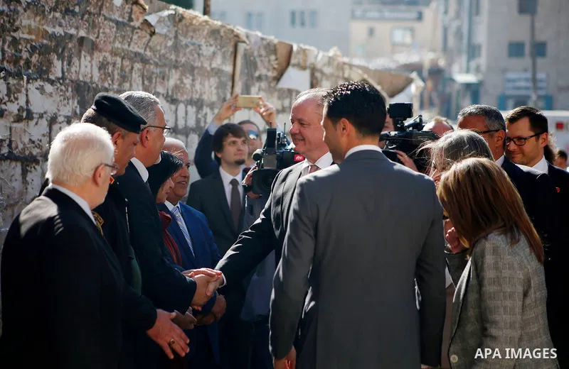 Slovakia's President Andrej Kiska visits the Church of the Nativity in the West Bank city of Bethlehem, March 28, 2017. Photo by Wisam Hashlamoun