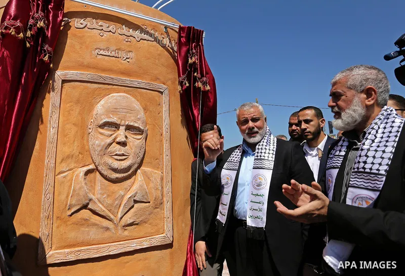 Senior political leaders of the Islamist movement, Ismail Haniyeh attends the opening ceremony of monument of Palestinian prisoners held in Israeli jails, in the northwest of Gaza city on April 01, 2017. Photo by Ashraf...