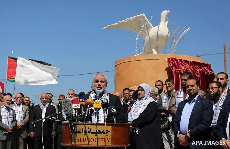 Senior political leaders of the Islamist movement, Ismail Haniyeh speaks during the opening ceremony of monument of Palestinian prisoners held in Israeli jails, in the northwest of Gaza city on April 01, 2017. Photo by A...