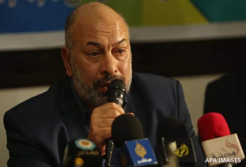Member of Fatah movement, Ashraf Jomaa, speaks durina a meeting, in Gaza City April 5, 2017. Photo by Ashraf Amra