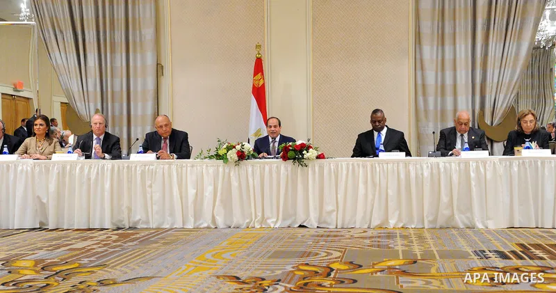 Egypt's President Abdel Fattah al-Sisi attends a meeting Director of US national intelligence, in Washington, United States on April 5, 2017. Photo by Egyptian President Office