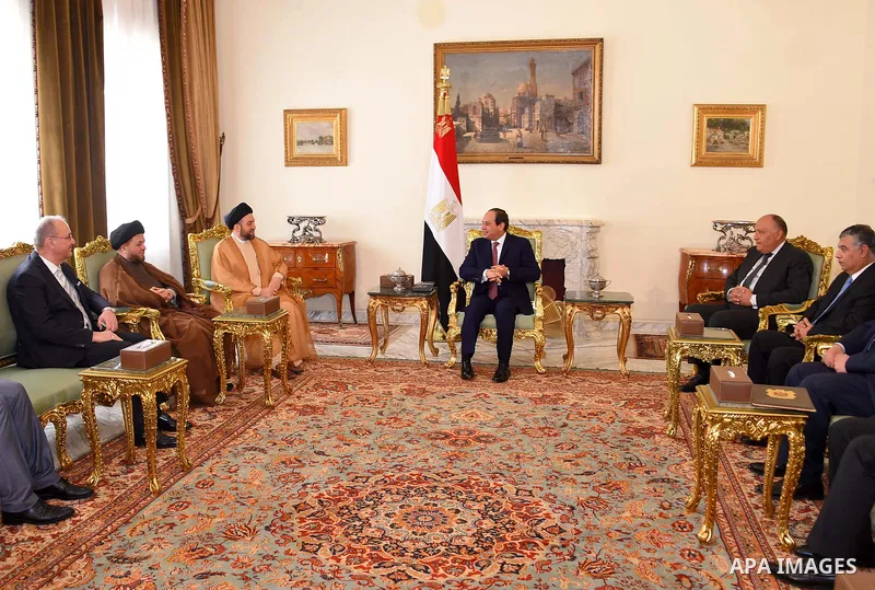 Egyptian President Abdel Fattah al-Sisi meets with Ammar al-Hakim, leader of the Islamic Supreme Council of Iraq (ISCI), in Cairo, Egypt, on April 18, 2017. Photo by Egyptian President Office