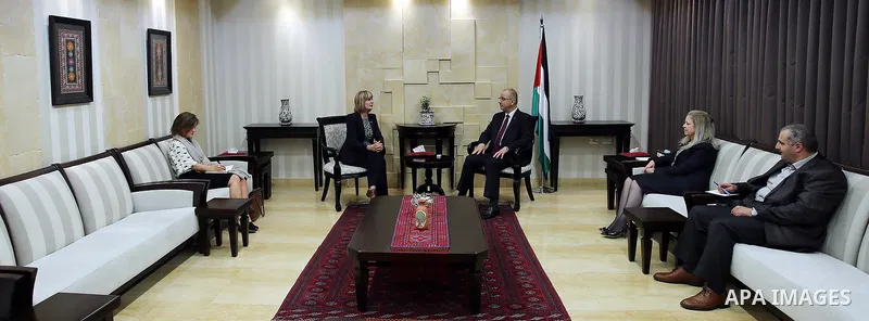 Palestinian Prime Minister Rami Hamdallah meets with Representative of Norway to Palestine Hilde Haraldstad, in the West Bank city of Ramallah on April 19, 2017. Photo by Prime Minister Office