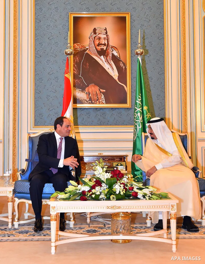 Saudi Arabia's King Salman bin Abdulaziz al-Saud meeting with Egyptian President Abdel Fattah al-Sisi in the capital Riyadh on 23 April 2017. Photo by Egyptian President Office