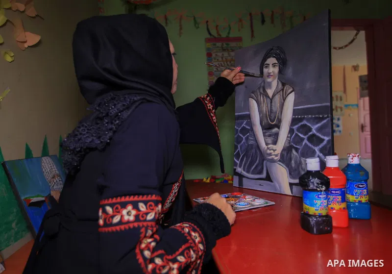 Hana Hamsh, a Palestinian artist ,27, paints artwork at her atelier in Gaza city on Feb. 15, 2017. Hamsh work at a teacher for draw and participated in more than 40 exhibitions and murals at the local and international....
