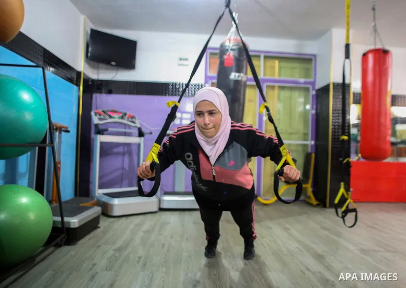 Dania El Masry, 20-years old a Palestinian woman from Khan younis student of Physical Therapy, plays CrossFit sport at Gym in the southern Gaza strip, on Feb. 07, 2017. CrossFit workouts incorporate elements from high-in...