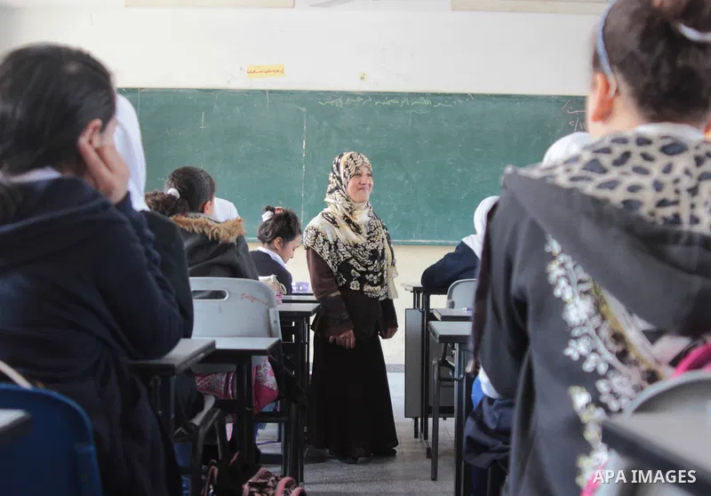 Sawsan Al Khalili, 40 years-old, a Palestinian woman of special needs speaks to students in Gaza city on Feb. 11, 2017. Al Khalili secretary general of the general union of the Palestinian disabled and a head of the Pale...