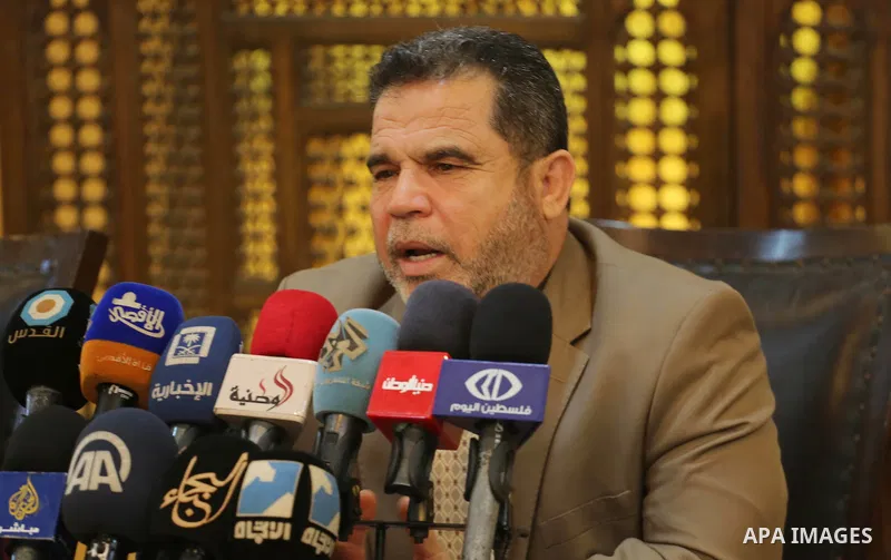 Senior Hamas leader Salah El-Bardawil, speaks during a press conference, in Gaza city on April 25, 2017. Photo by Mohammed Asad