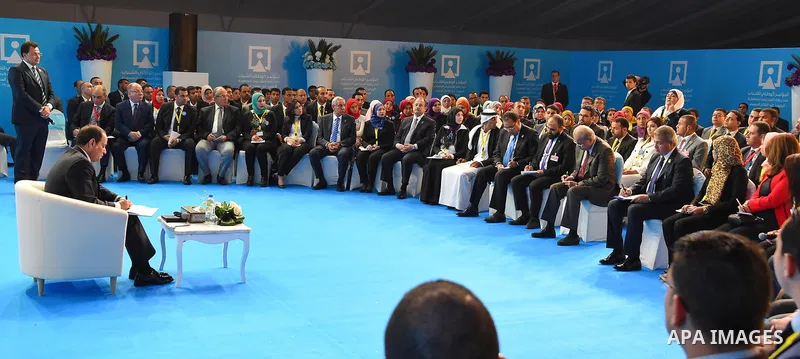 Egyptian President Abdel Fattah al-Sisi, meets with Egyptian youths during the Third Youth Conference, in Ismailia, Egypt, on April 26, 2017. Photo by Egyptian President Office