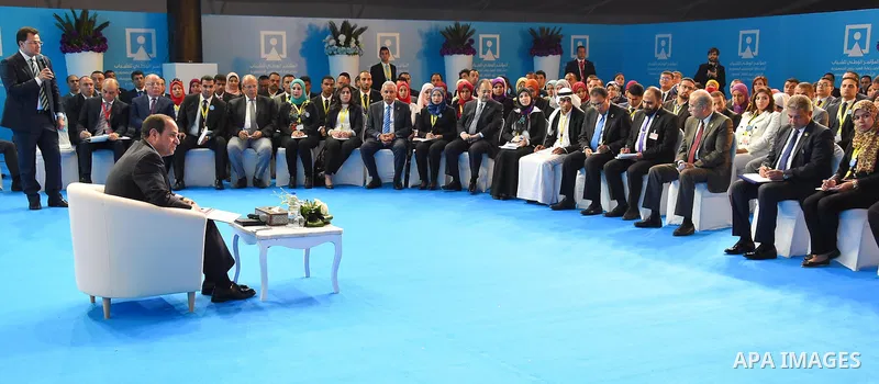 Egyptian President Abdel Fattah al-Sisi, meets with Egyptian youths during the Third Youth Conference, in Ismailia, Egypt, on April 26, 2017. Photo by Egyptian President Office