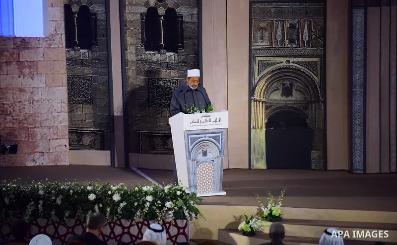 Sheikh Ahmed al-Tayeb, the Grand Imam of Al-Azhar, delivers a speech during a visit of Pope Francis to the prestigious Sunni institution in Cairo on April 28, 2017. Pope Francis began a visit to Egypt to promote "unity a...