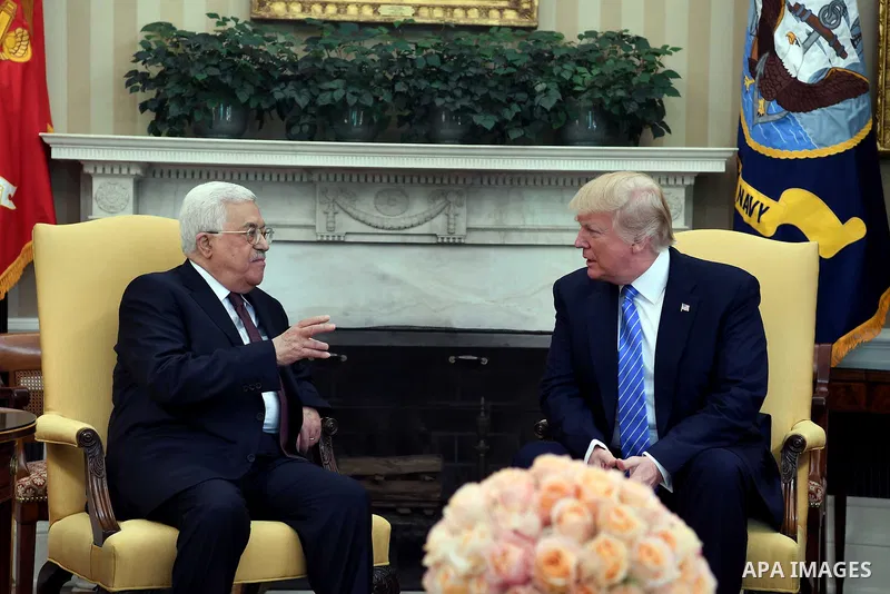 US President Donald Trump meets with Palestinian President Mahmoud Abbas in the Oval Office of the White House on May 3, 2017 in Washington, DC. Photo by Thaer Ganaim