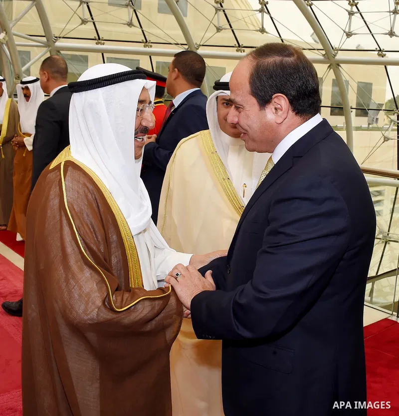 Emir of Kuwait Sheikh Sabah al-Ahmad al-Jaber al-Sabah receives Egyptian President Abdel Fattah al-Sisi in Kuwait City on May 07, 2017. Photo by Egyptian President Office