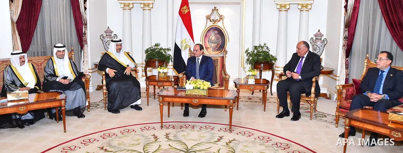 Egyptian President Abdel Fattah al-Sisi, meets with Prime Minister of Kuwait in Kuwait City on May 07, 2017. Photo by Egyptian President Office