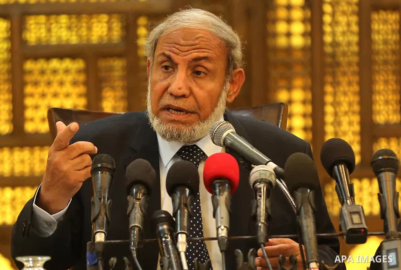 Senior Hamas leader Mahmoud al-Zahar, speaks during a meeting, in Gaza city, on May 10, 2017. Photo by Ashraf Amra