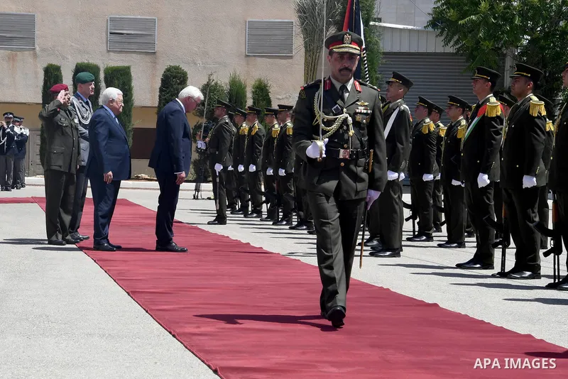 Palestinian President Mahmoud Abbas and German counterpart Frank-Walter Steinmeier give a joint press conference in the West Bank city of Ramallah on May 9, 2017. Photo by Osama Falah