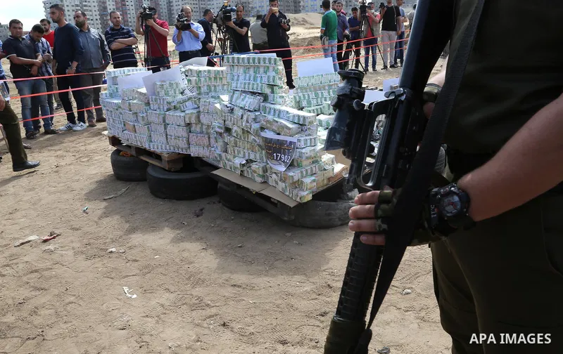 Members of Palestinian anti-drug police burn drugs that were seized by forces, in Gaza City May 11, 2017. Photo by Ashraf Amra