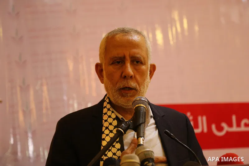 Palestinian leader of the Islamic Jihad Movement, Mohammed El-Hendi, speaks during a meeting, in Gaza city, on May 14, 2017. Photo by Ashraf Amra