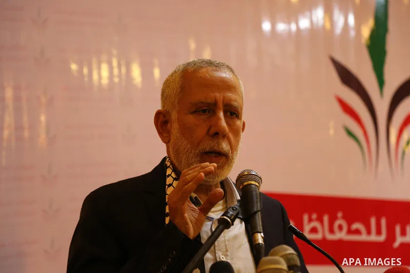 Palestinian leader of the Islamic Jihad Movement, Mohammed El-Hendi, speaks during a meeting, in Gaza city, on May 14, 2017. Photo by Ashraf Amra