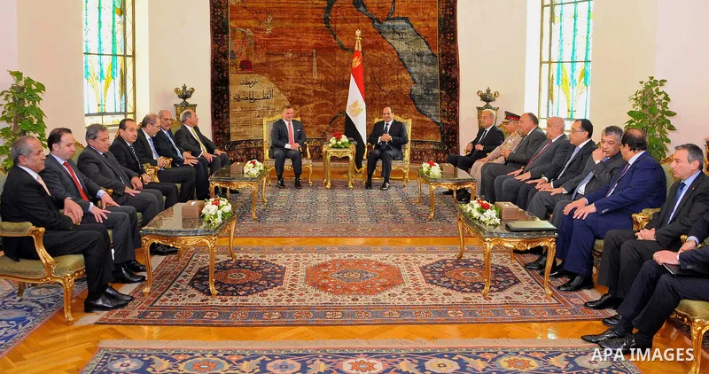 Egyptian President Abdel Fattah al-Sisi meets with Jordan's King Abdullah II in the Egyptian capital Cairo, on May 17, 2017. Photo by Egyptian President Office