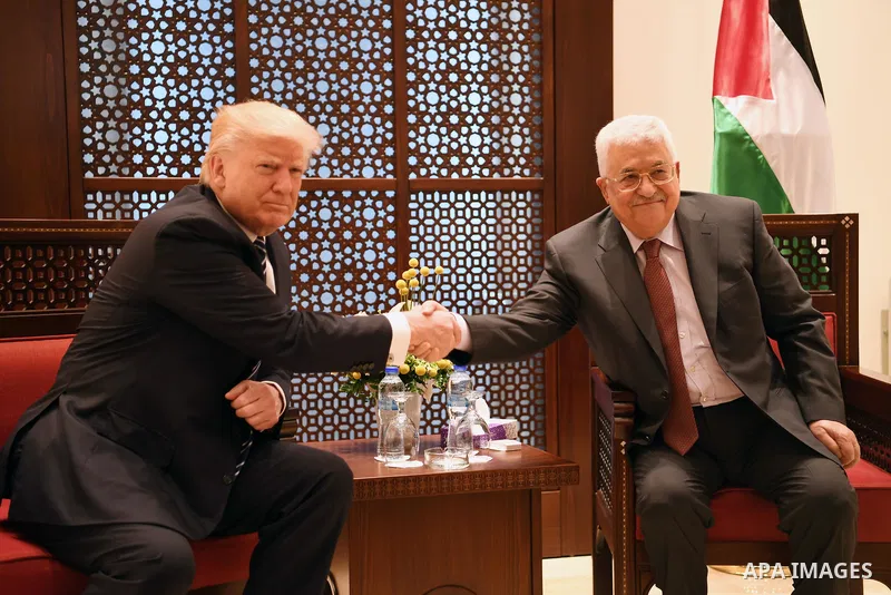 Palestinian President Mahmoud Abbas meeta with U.S. President Donald Trump at the presidential headquarters in the West Bank town of Bethlehem, May 23, 2017. Photo by Thaer Ganaim