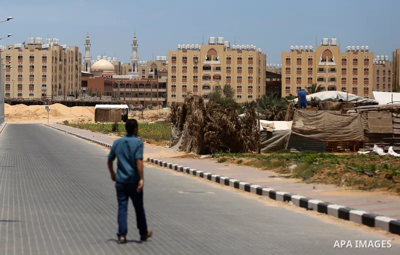 A picture taken on June 7, 2017 shows a view of the Qatar-funded construction projects in Khan Younis in the southern Gaza Strip June 7, 2017. Photo by Ashraf Amra