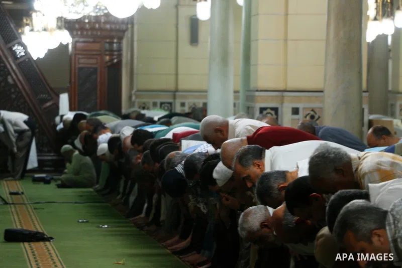 Egyptian worshipers perform take part in an evening prayer "Taraweeh", at the Sayeda al-Zeinab mosque, in Cairo on June 7, 2017. Ramadan is sacred to Muslims because it is during that month that tradition says the Koran...
