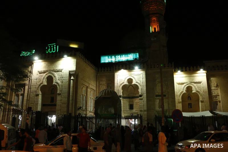 Egyptian worshipers perform take part in an evening prayer "Taraweeh", at the Sayeda al-Zeinab mosque, in Cairo on June 7, 2017. Ramadan is sacred to Muslims because it is during that month that tradition says the Koran...